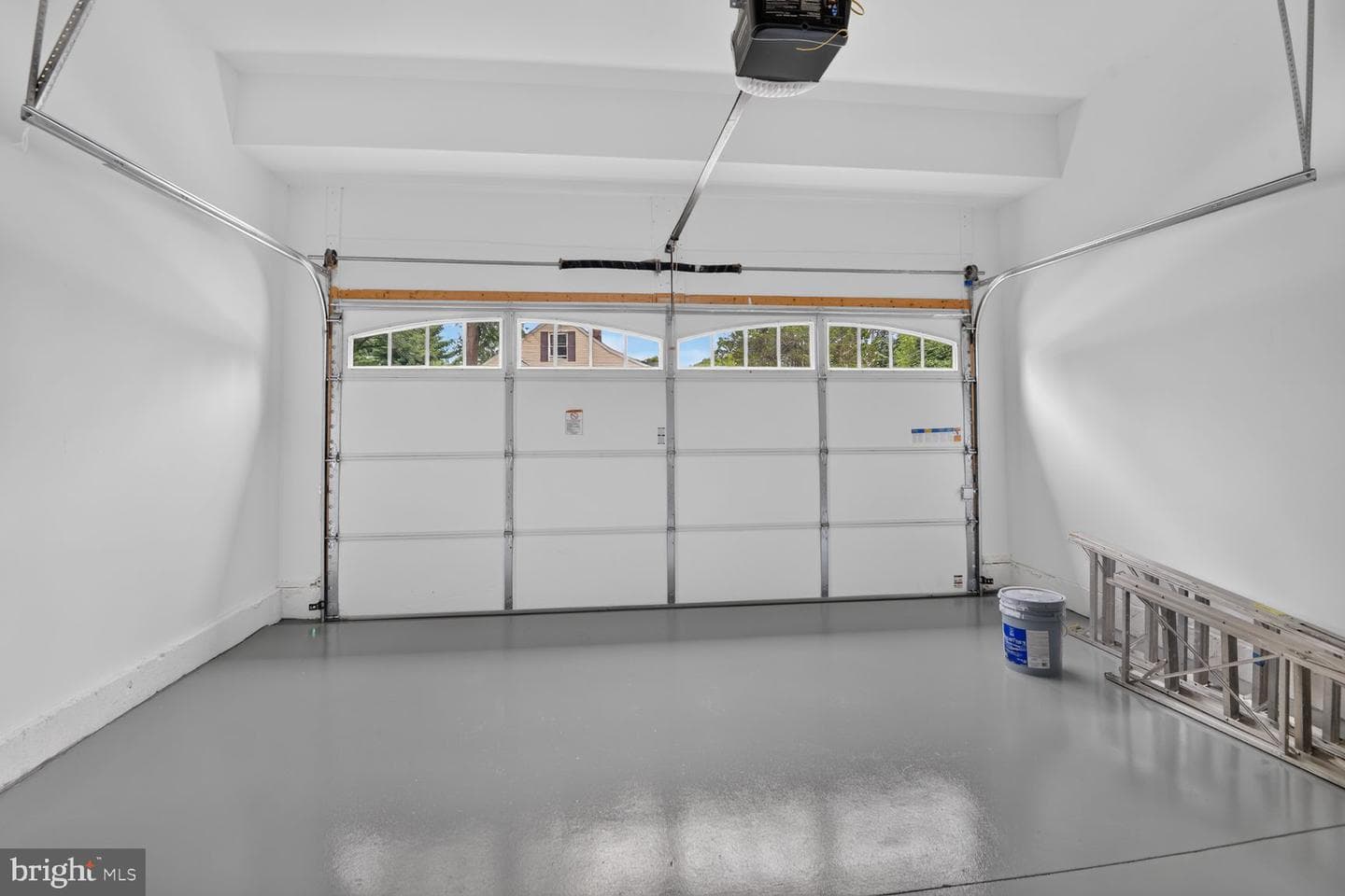 7823 Jude Ln photo 8