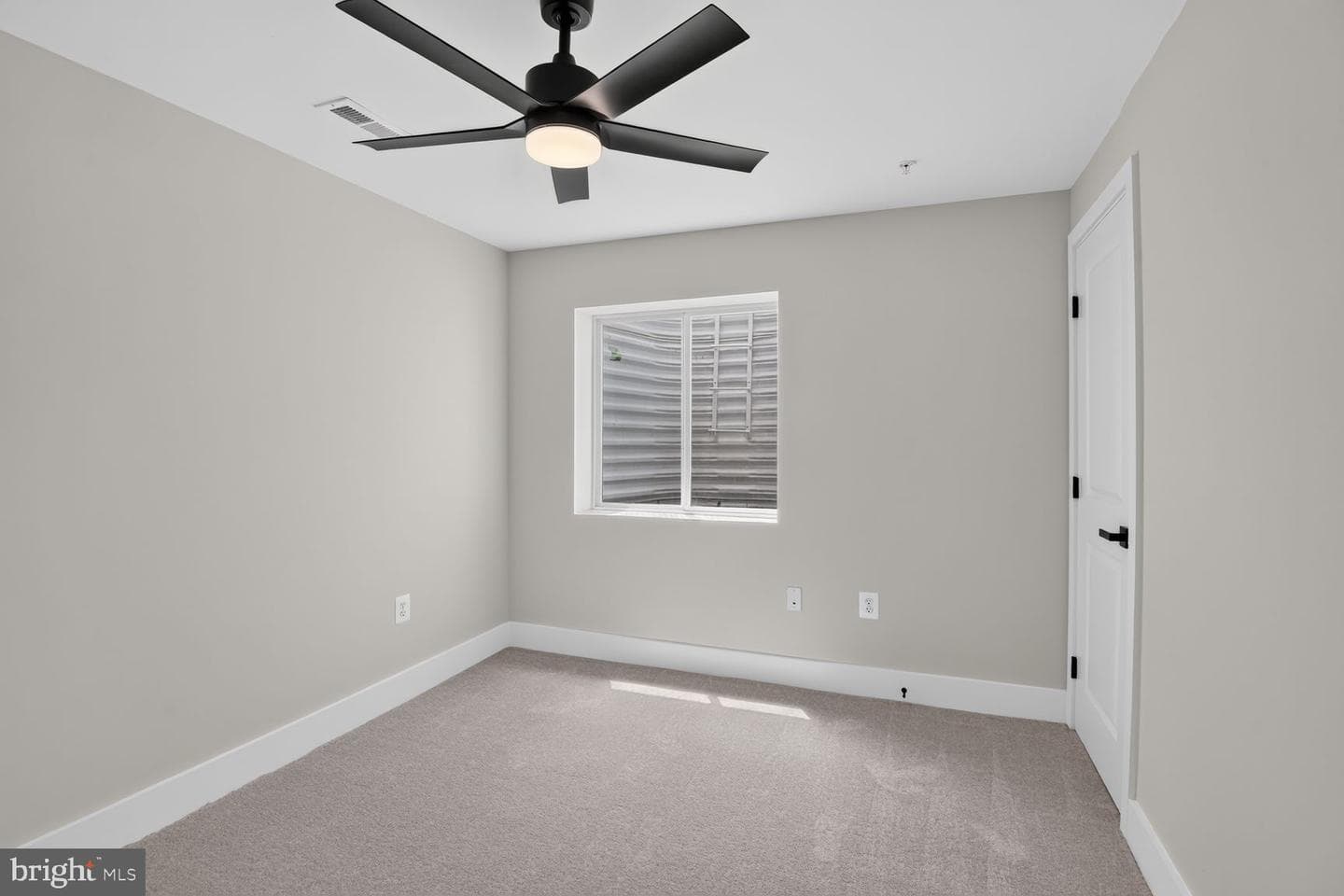 7823 Jude Ln photo 9