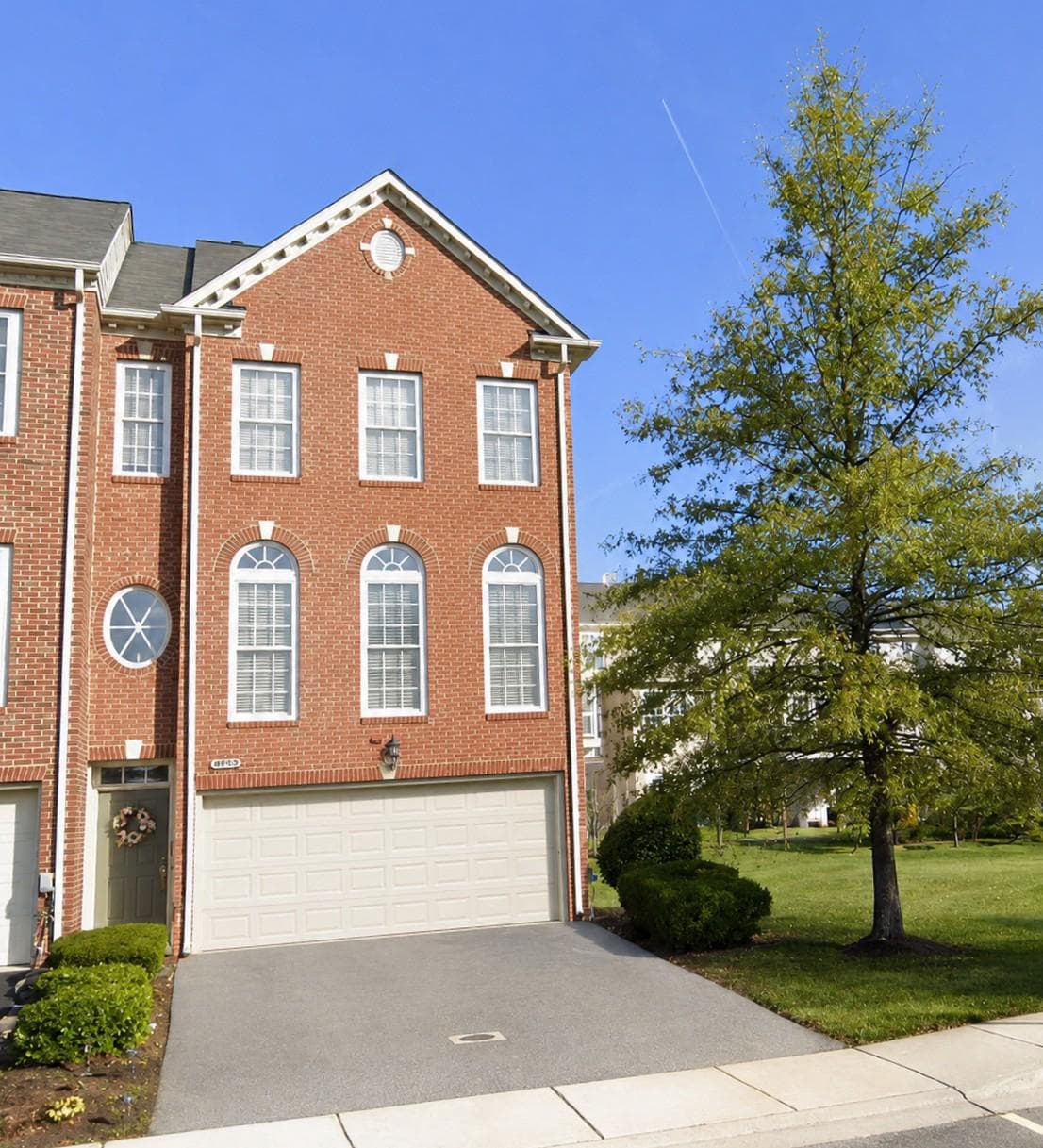 1560 Penzance Way photo 1