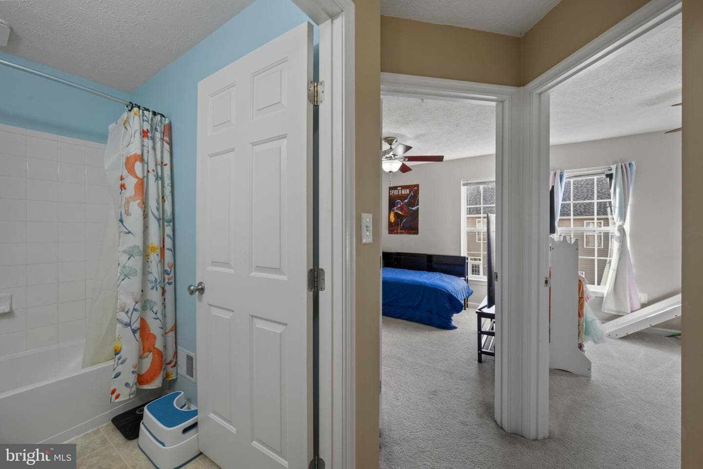 1511 Martock Lane photo 23