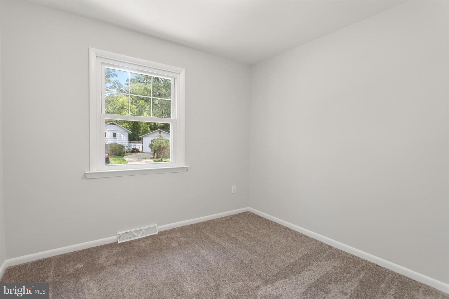 3746 Patuxent Manor Road photo 17