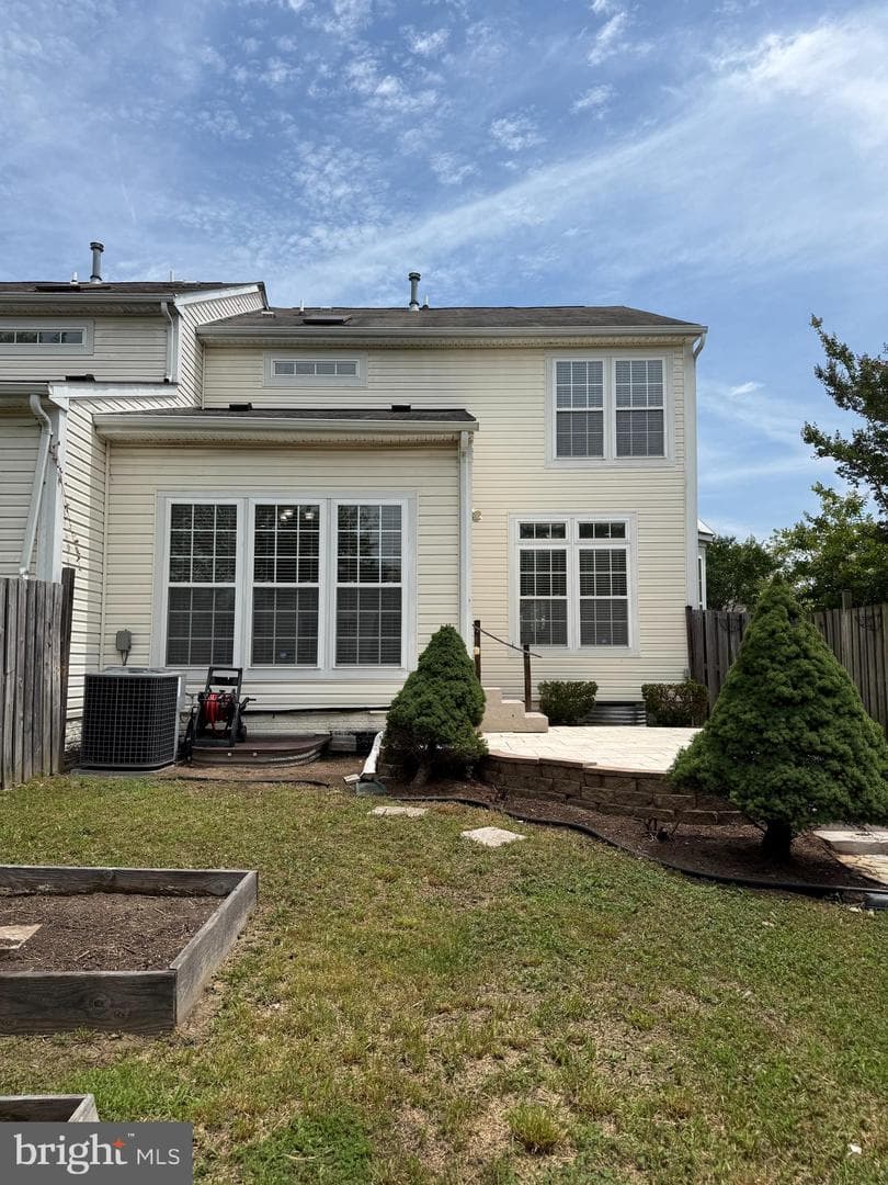 1608 Durham Way photo 2