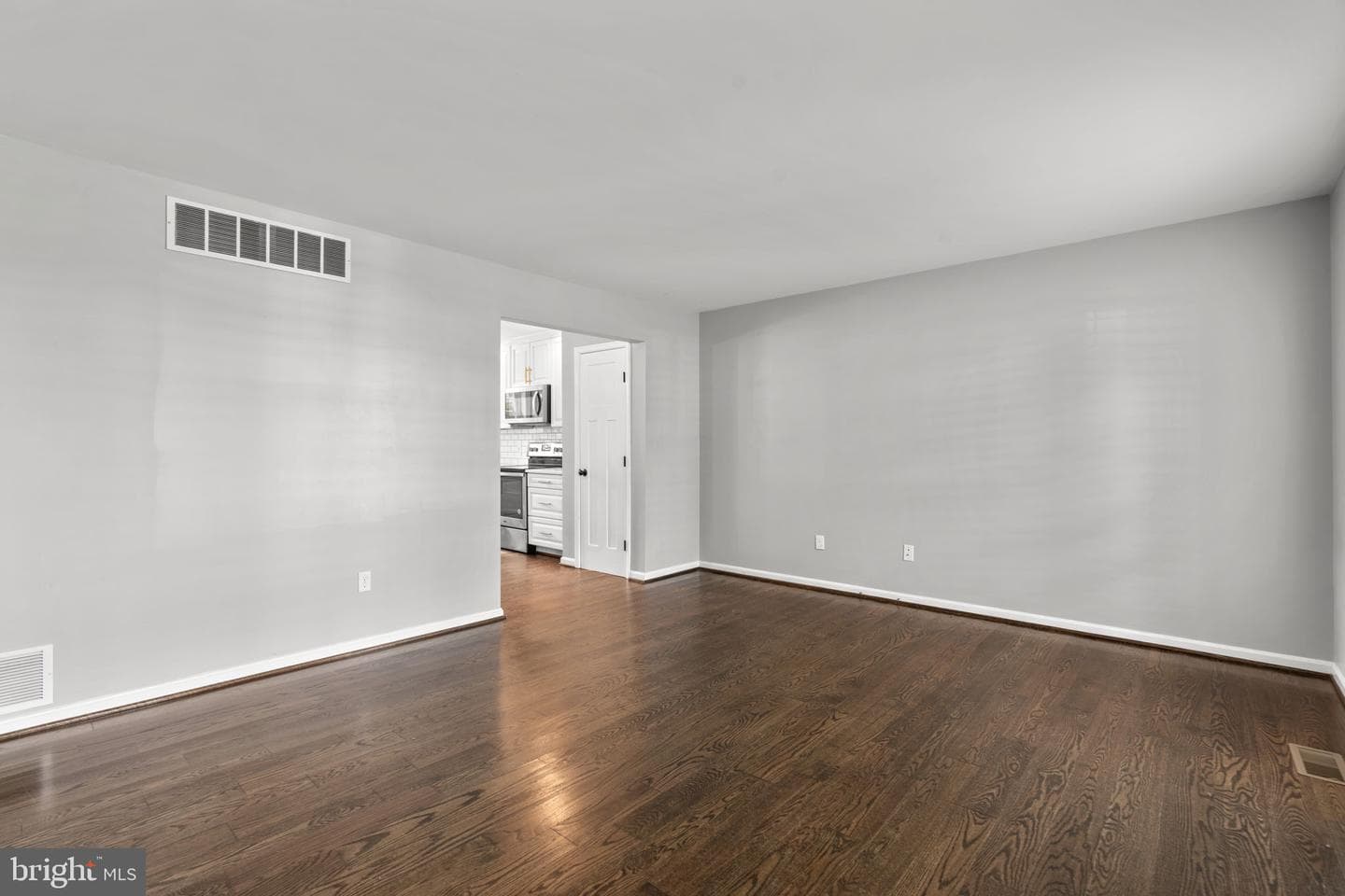 6425 Oak Park photo 5
