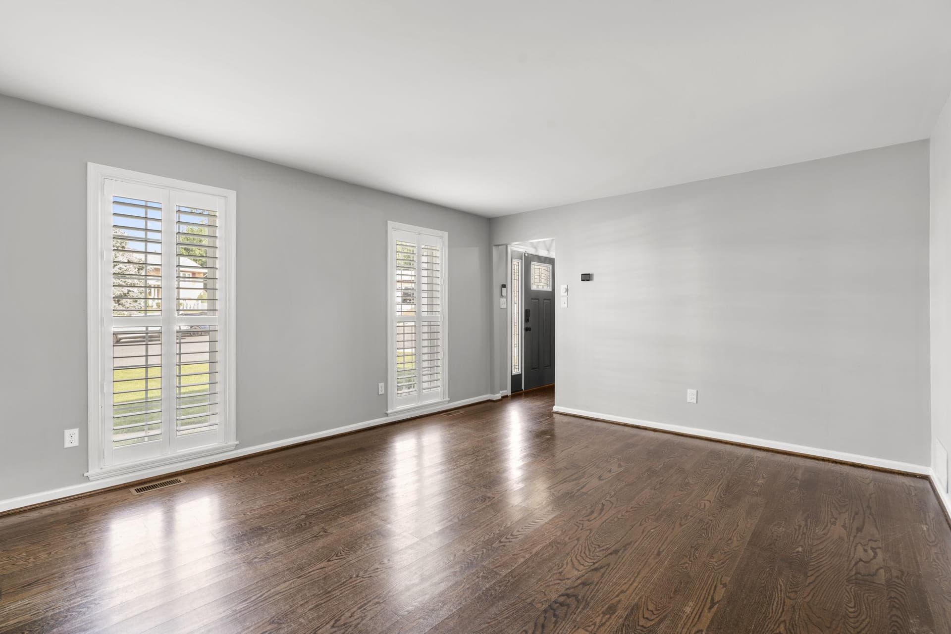 6425 Oak Park photo 7