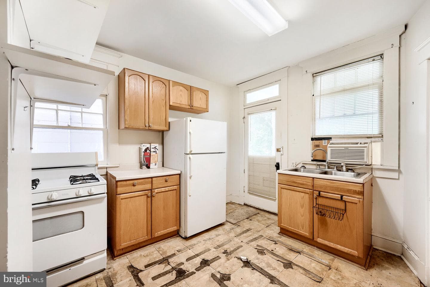 31 Lafayette Avenue photo 14