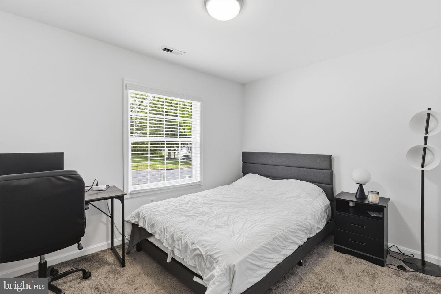 7905 Chalice Road photo 10