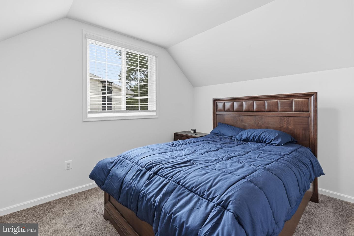 7905 Chalice Road photo 15
