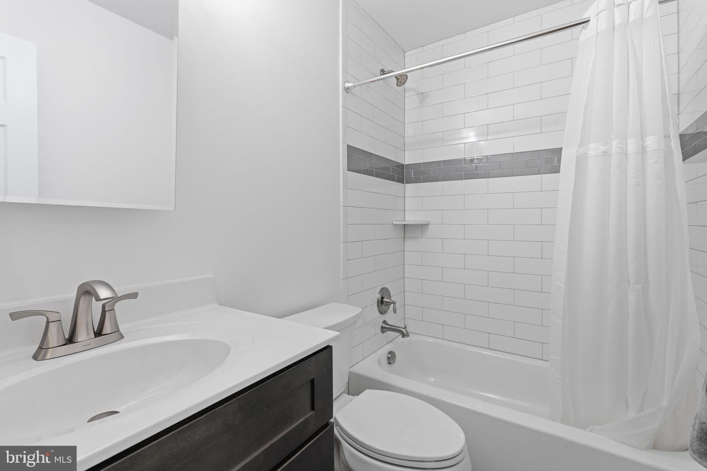 7905 Chalice Road photo 19