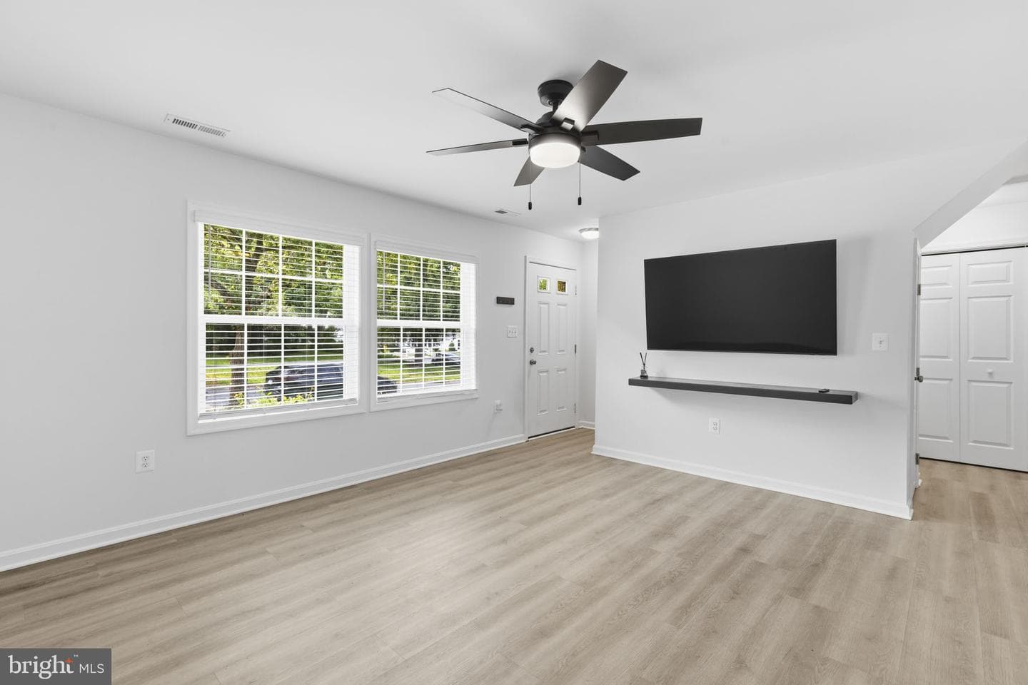 7905 Chalice Road photo 2