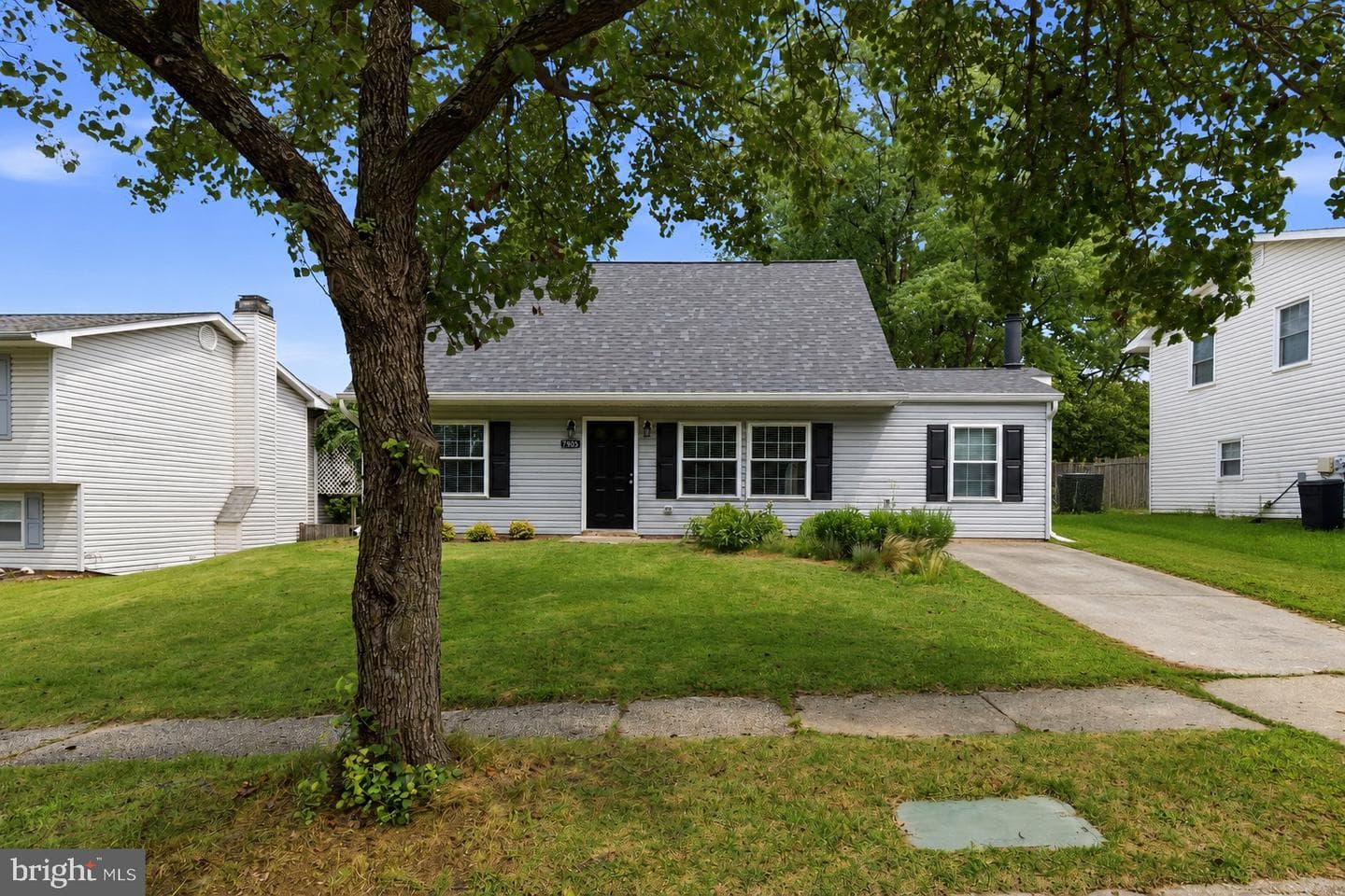 7905 Chalice Road photo 34
