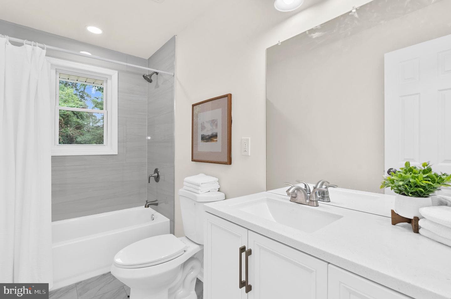 444 Ruth Road photo 14