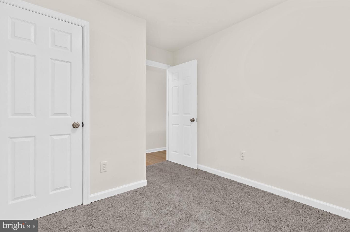 444 Ruth Road photo 17