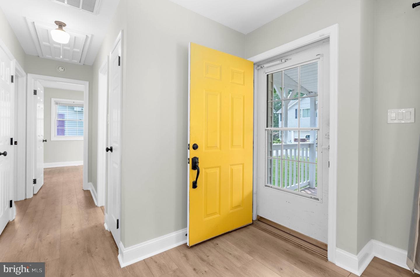 7009 Dover Avenue, North Beach