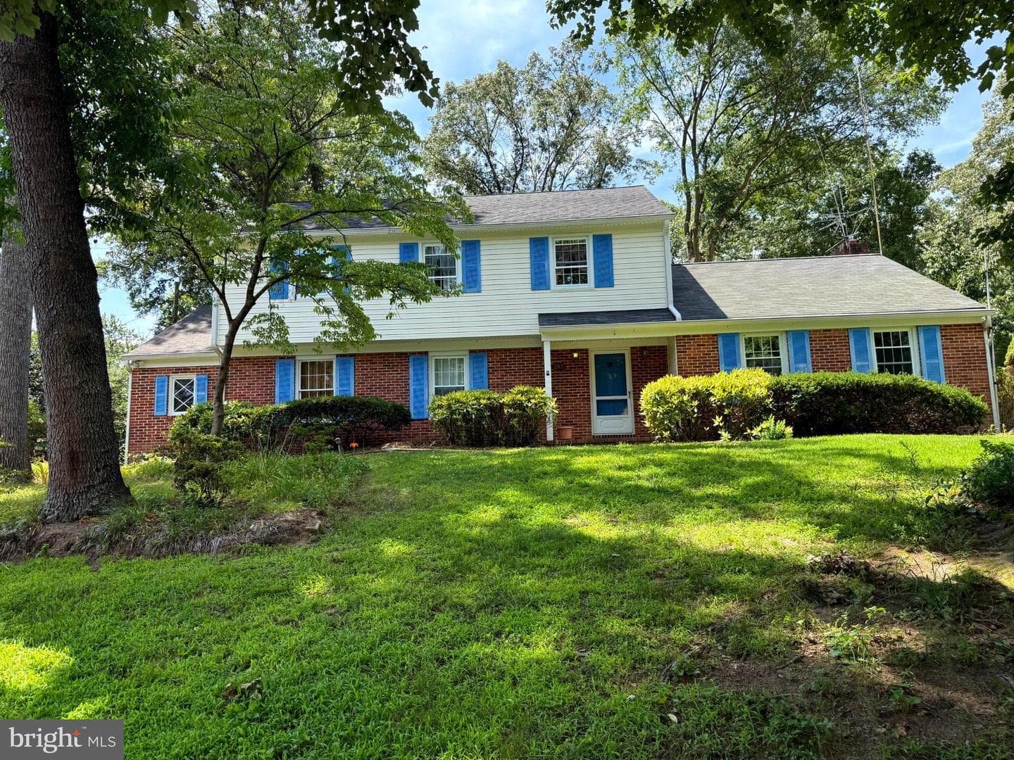 283 Oak Court