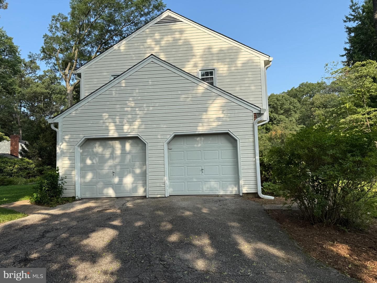 283 Oak Court photo 17