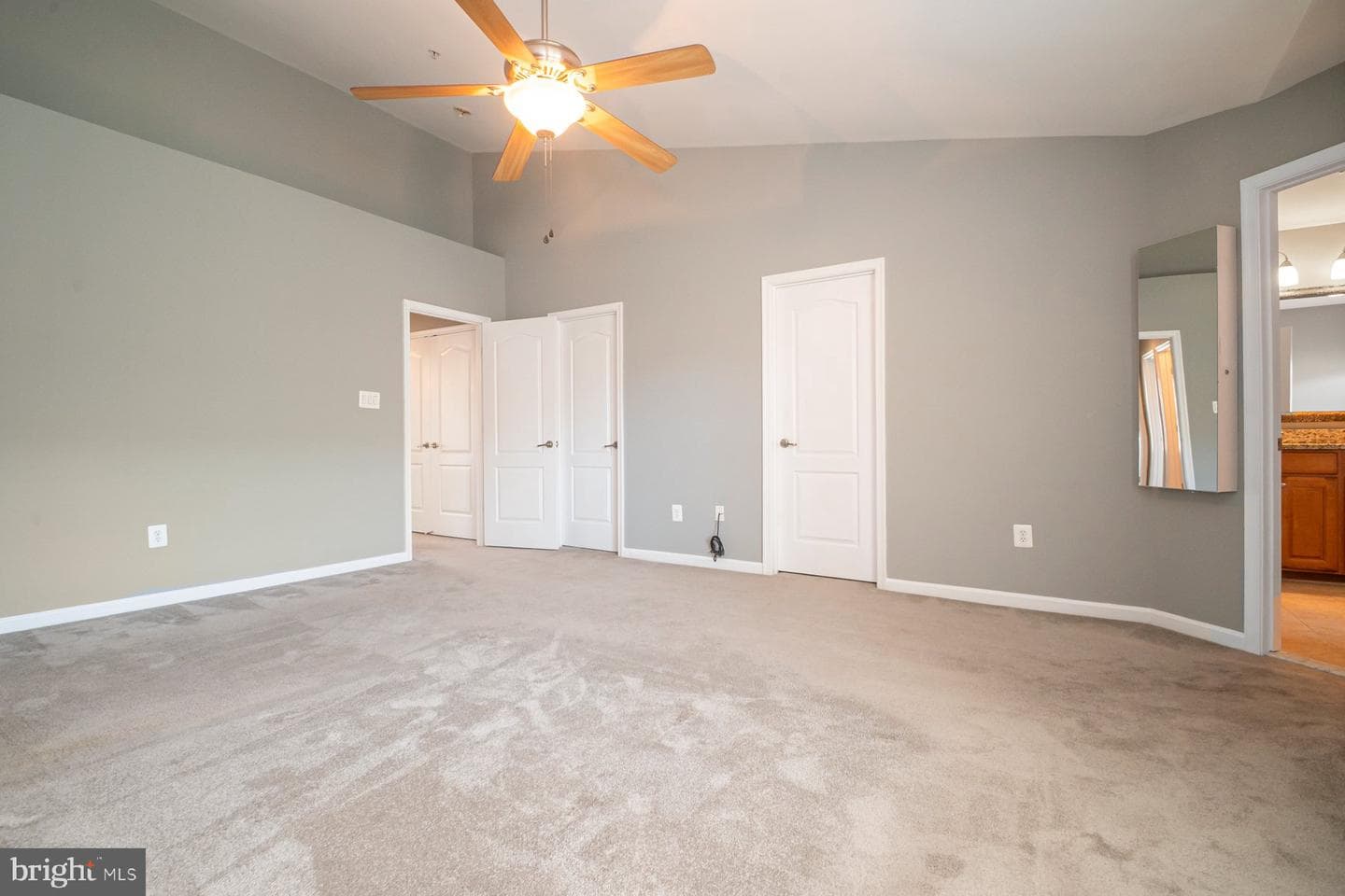 7109 Tanager Avenue photo 15