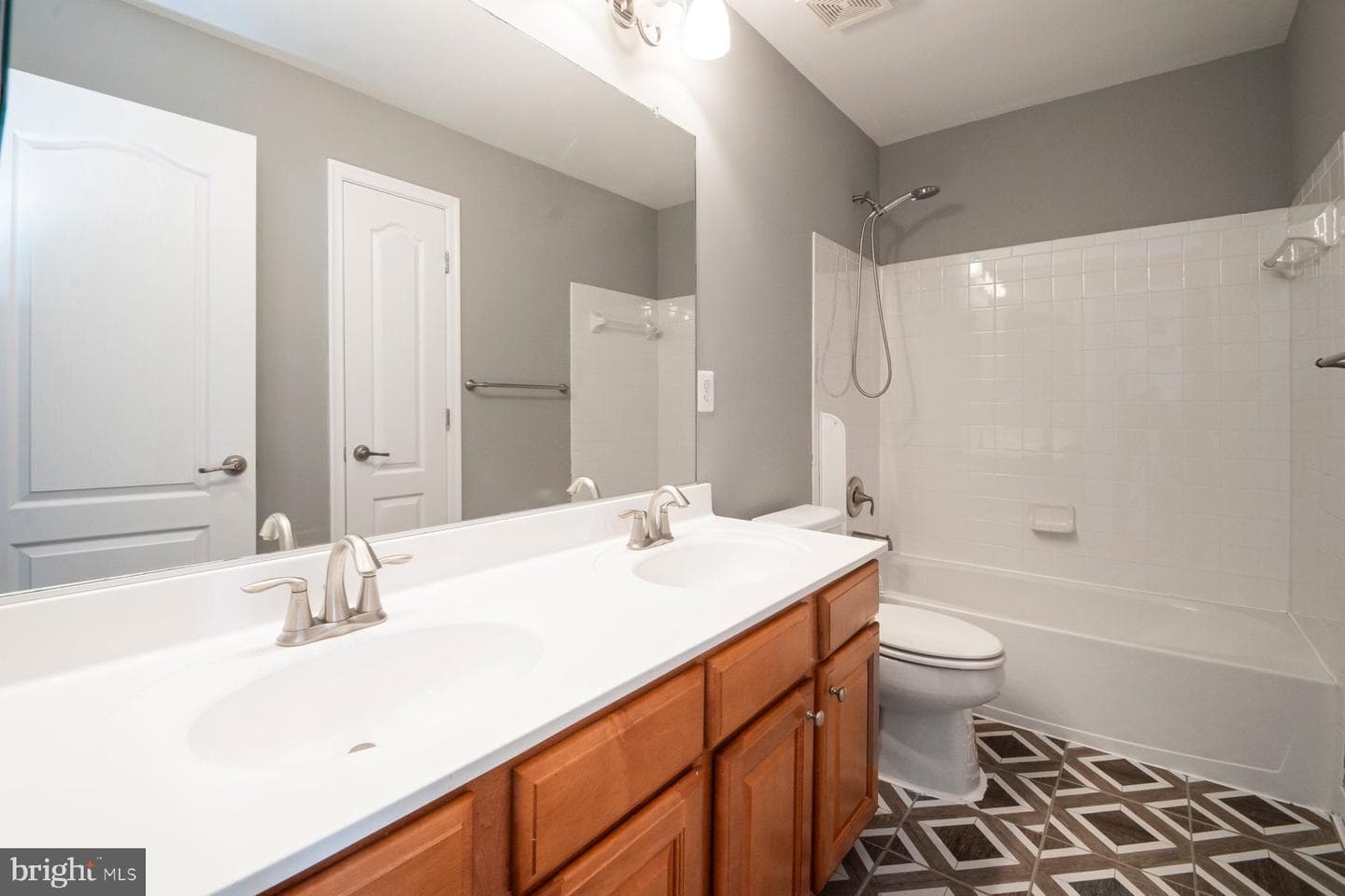 7109 Tanager Avenue photo 22