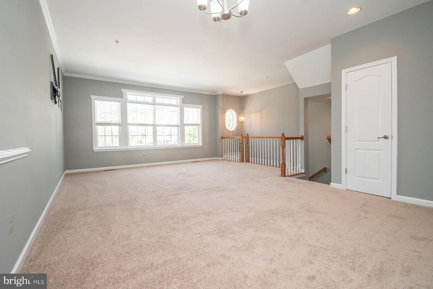 7109 Tanager Avenue photo 9