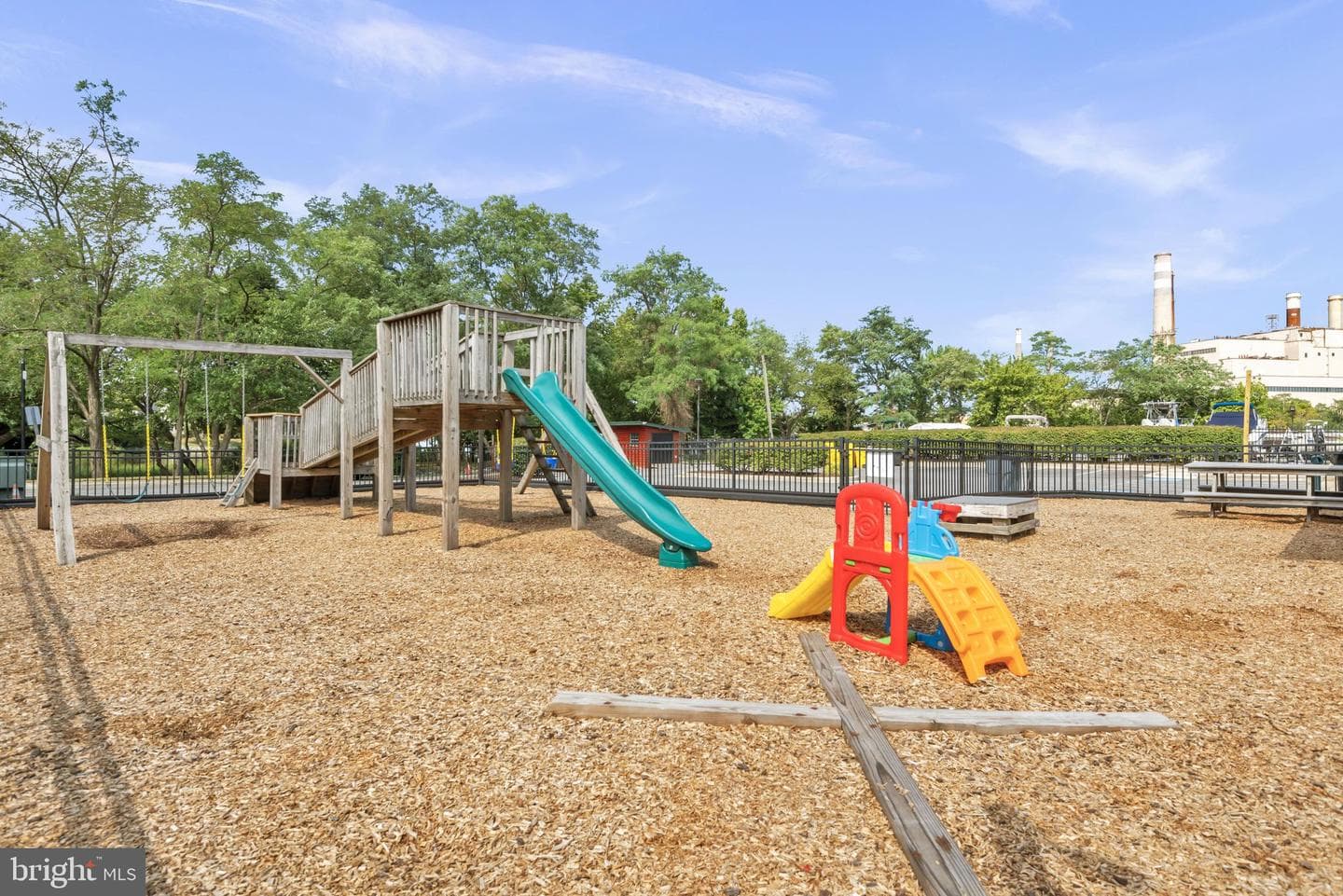 1306 Creekland Court photo 30