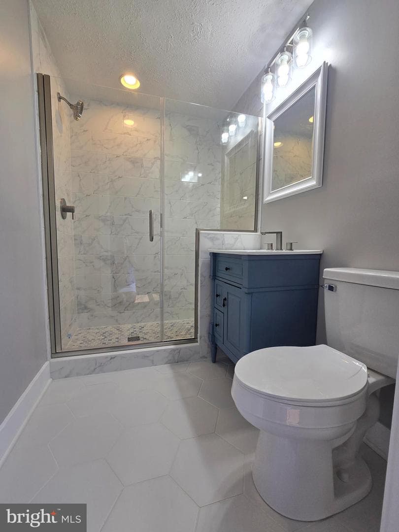 7917 Colchester Court photo 8