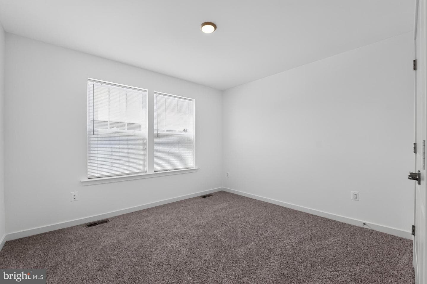 5718 Howard Drive photo 24