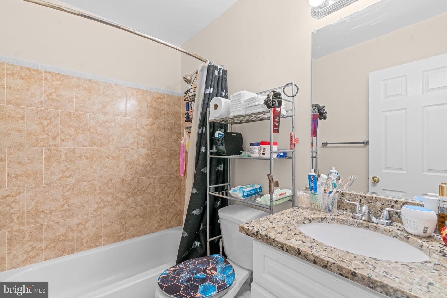 7905 Marydell Avenue photo 16