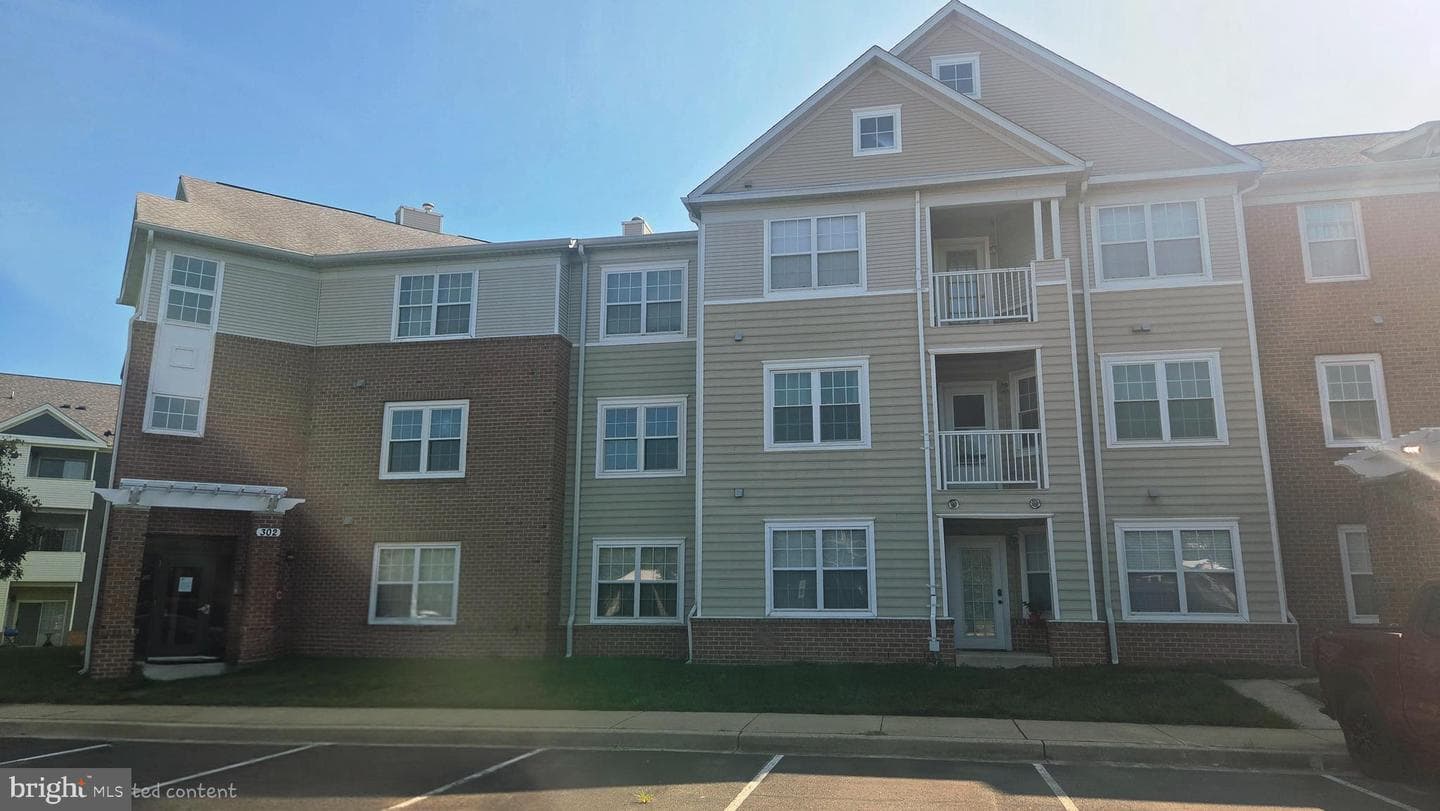 302 Gatehouse Lane #302c, Odenton