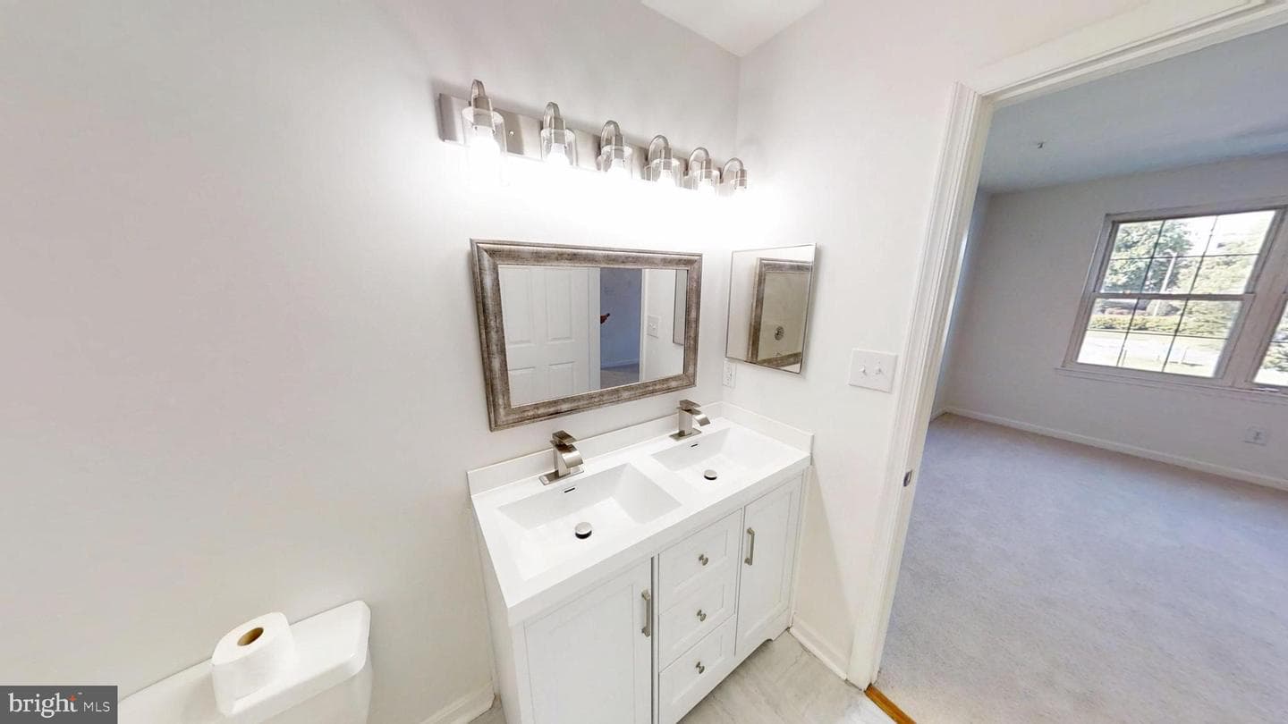 302 Gatehouse Lane #302c photo 22