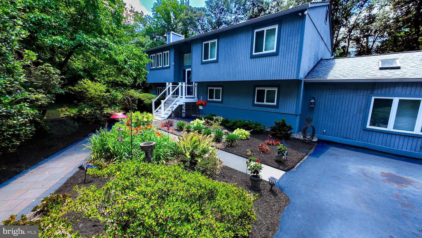 1019 Branch View Court photo 1