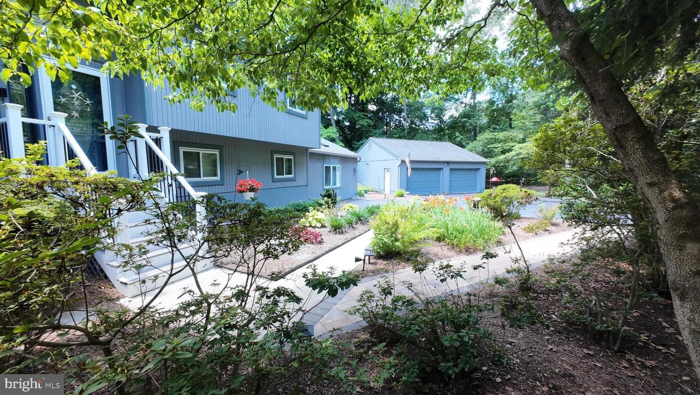 1019 Branch View Court photo 8