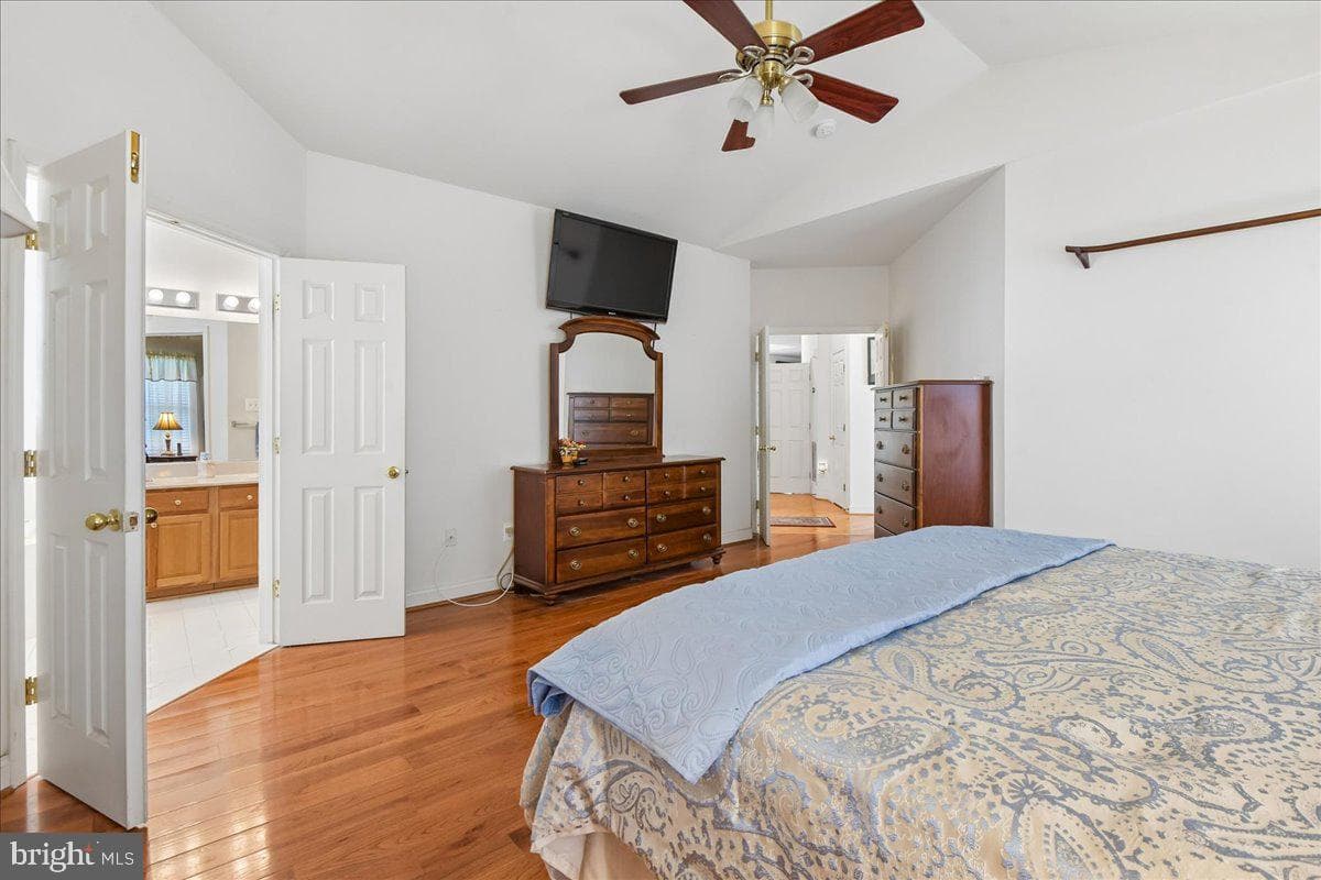 605 Lighthouse Landing Lane photo 21