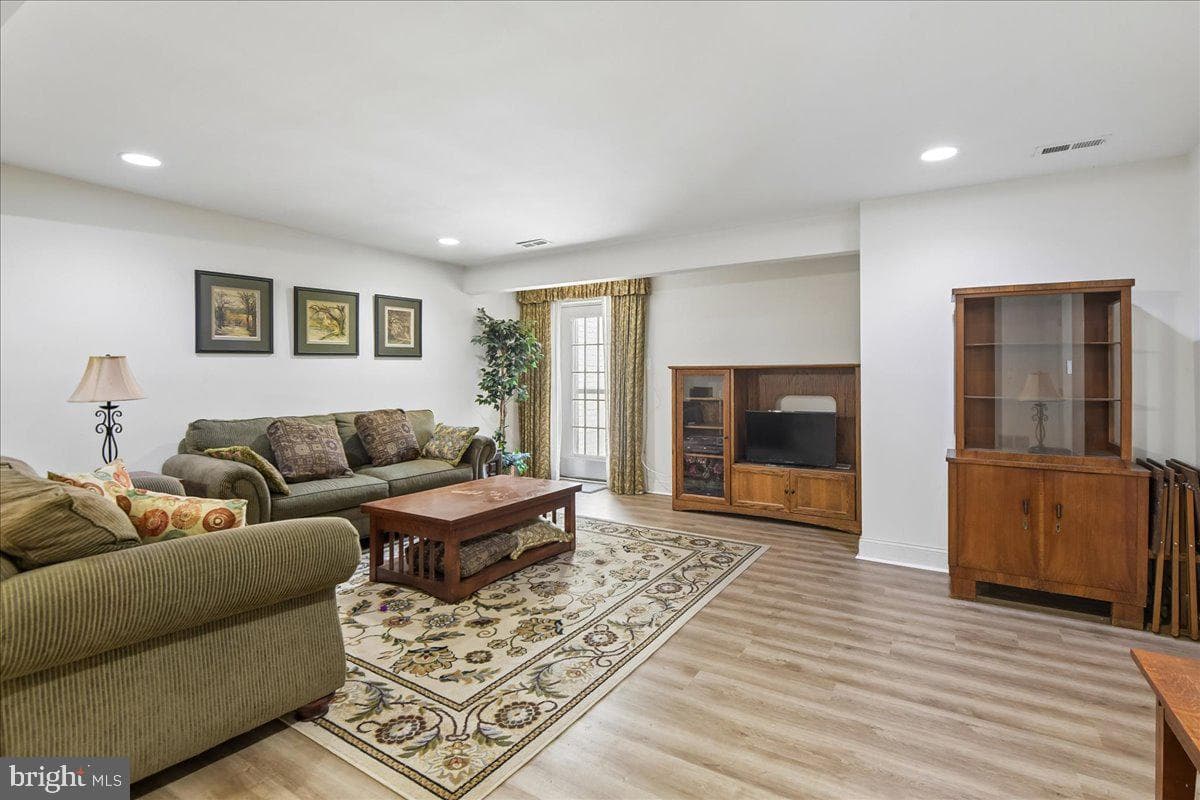 605 Lighthouse Landing Lane photo 36