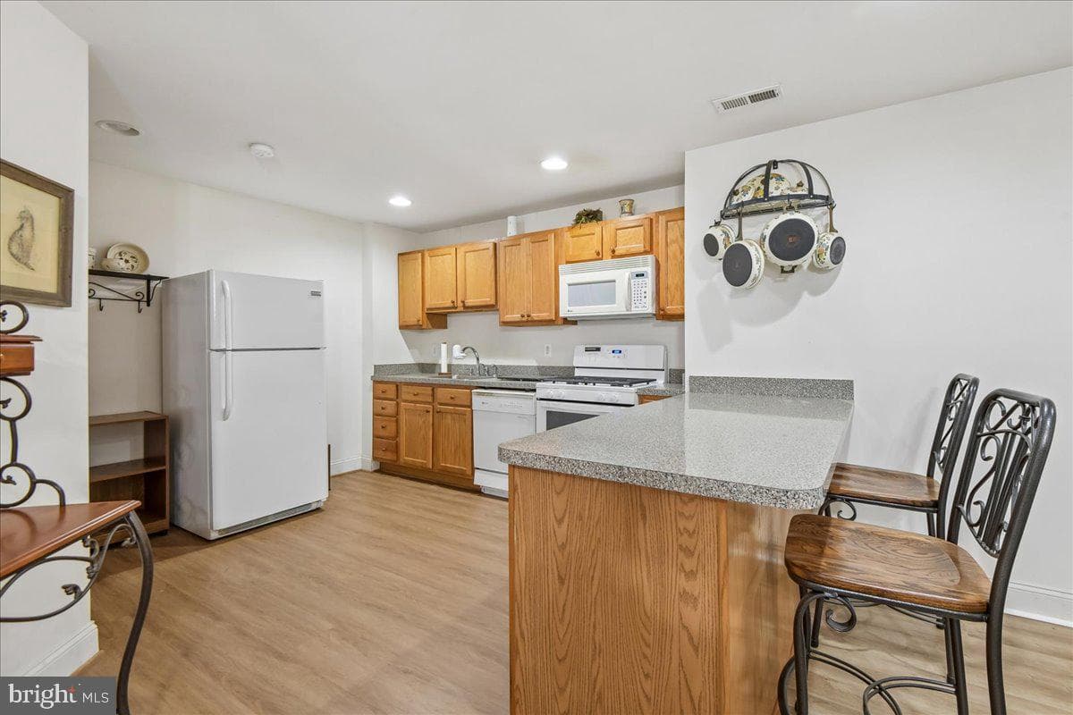 605 Lighthouse Landing Lane photo 38