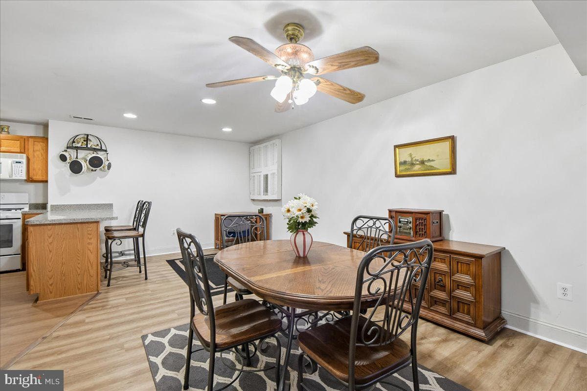 605 Lighthouse Landing Lane photo 40