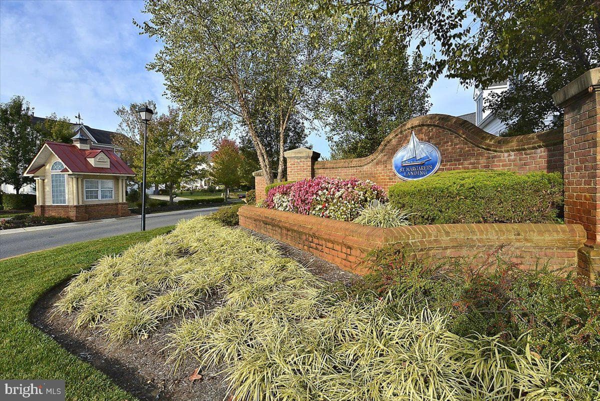 605 Lighthouse Landing Lane photo 45