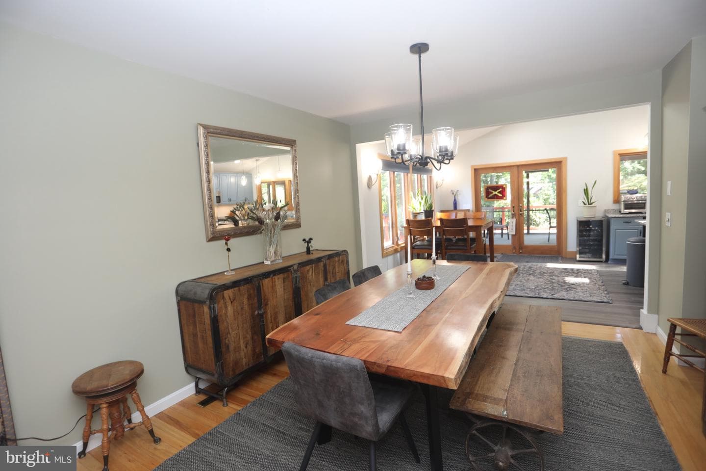 285 Arundel Beach Road photo 9