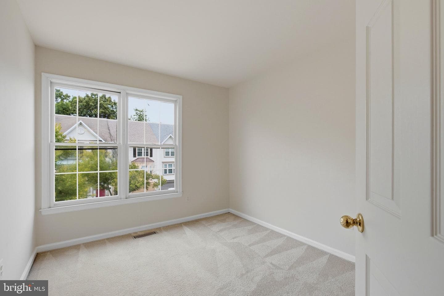 8609 Woodland Manor Drive photo 40