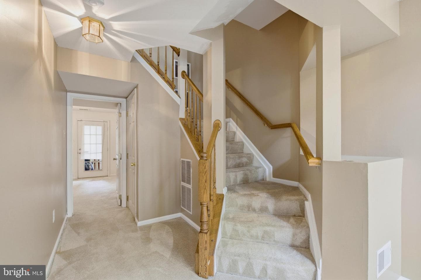 8609 Woodland Manor Drive photo 9