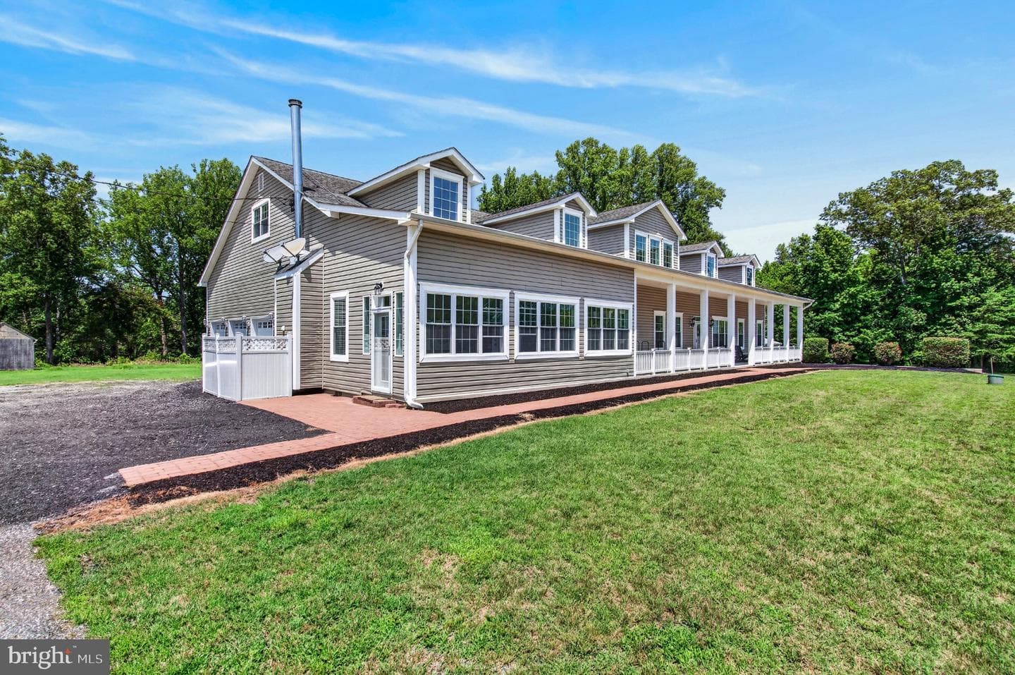 8406 New Cut Road photo 4