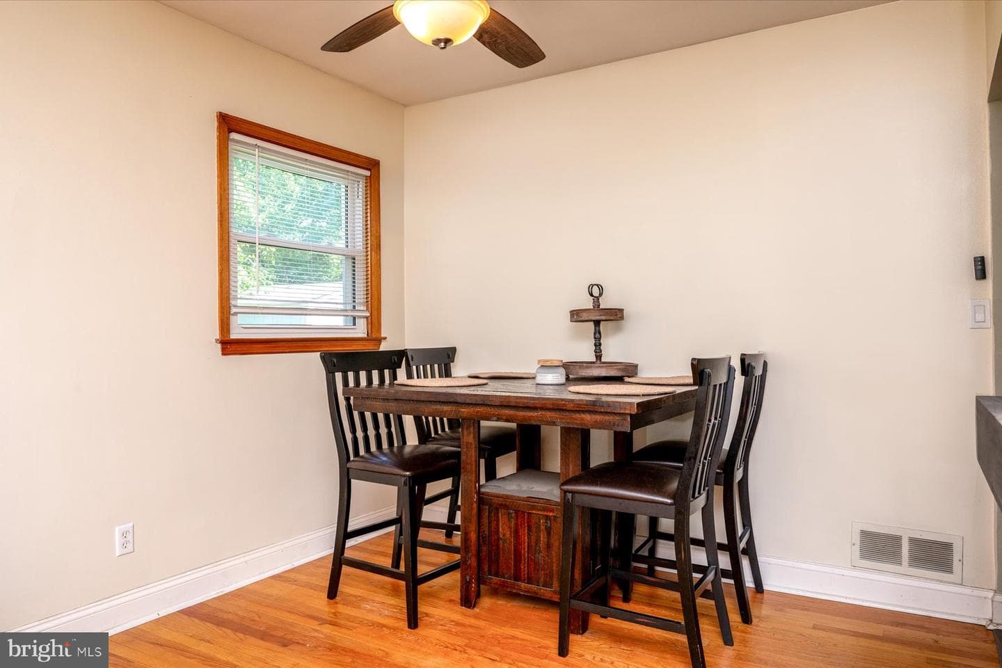 402 Joyce Drive photo 8