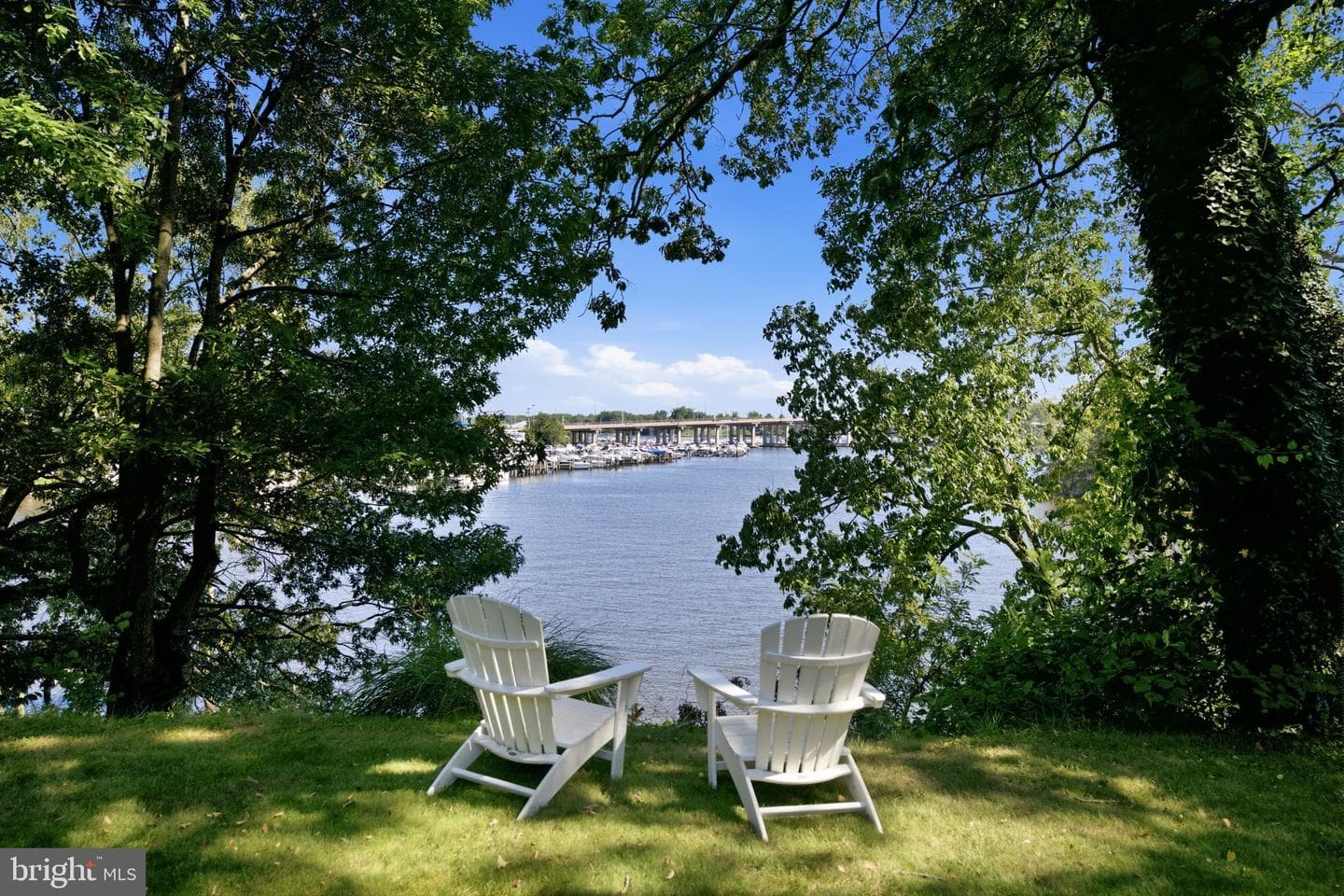 120 Island View Drive photo 3