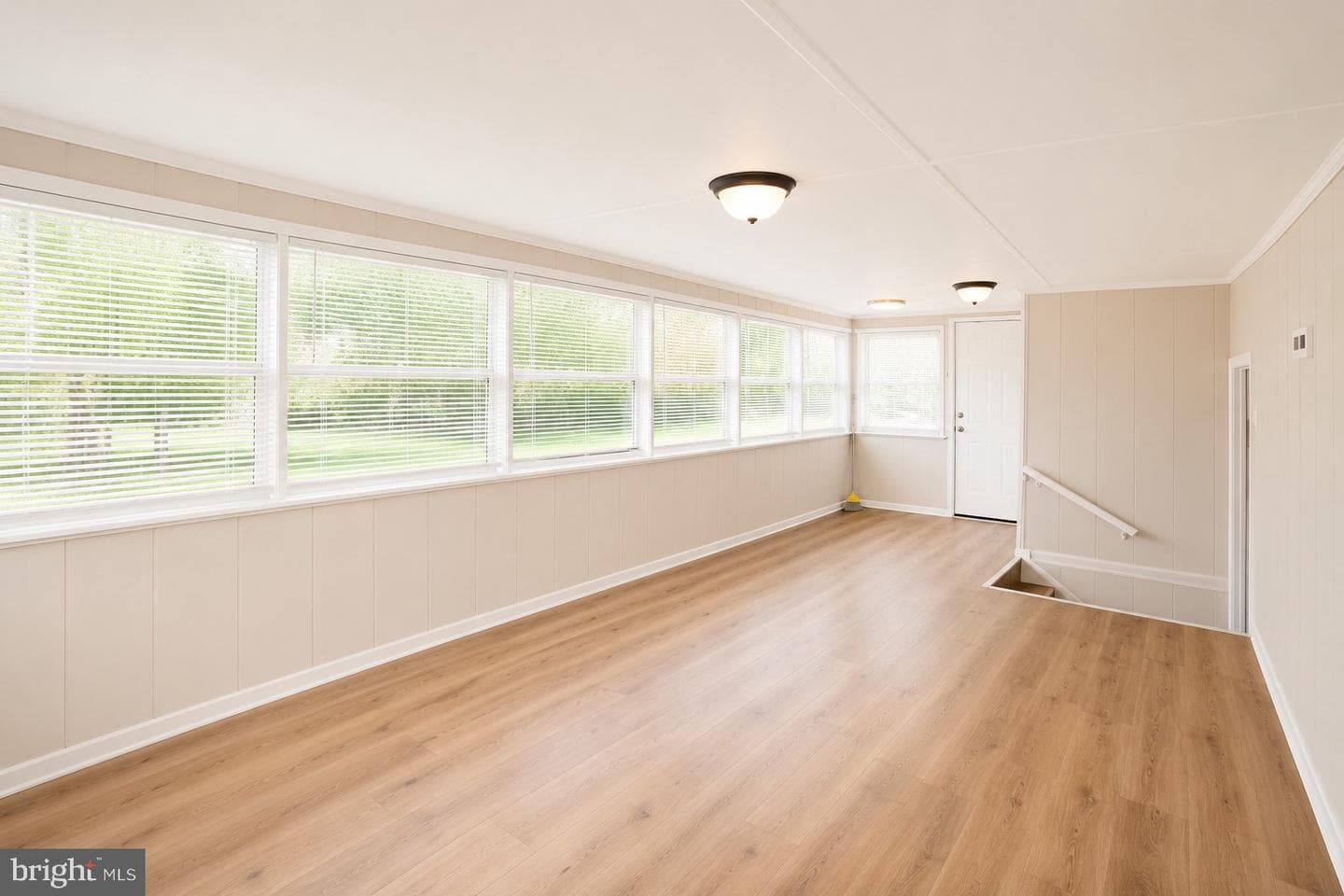 312 N Hammonds Ferry Road photo 23