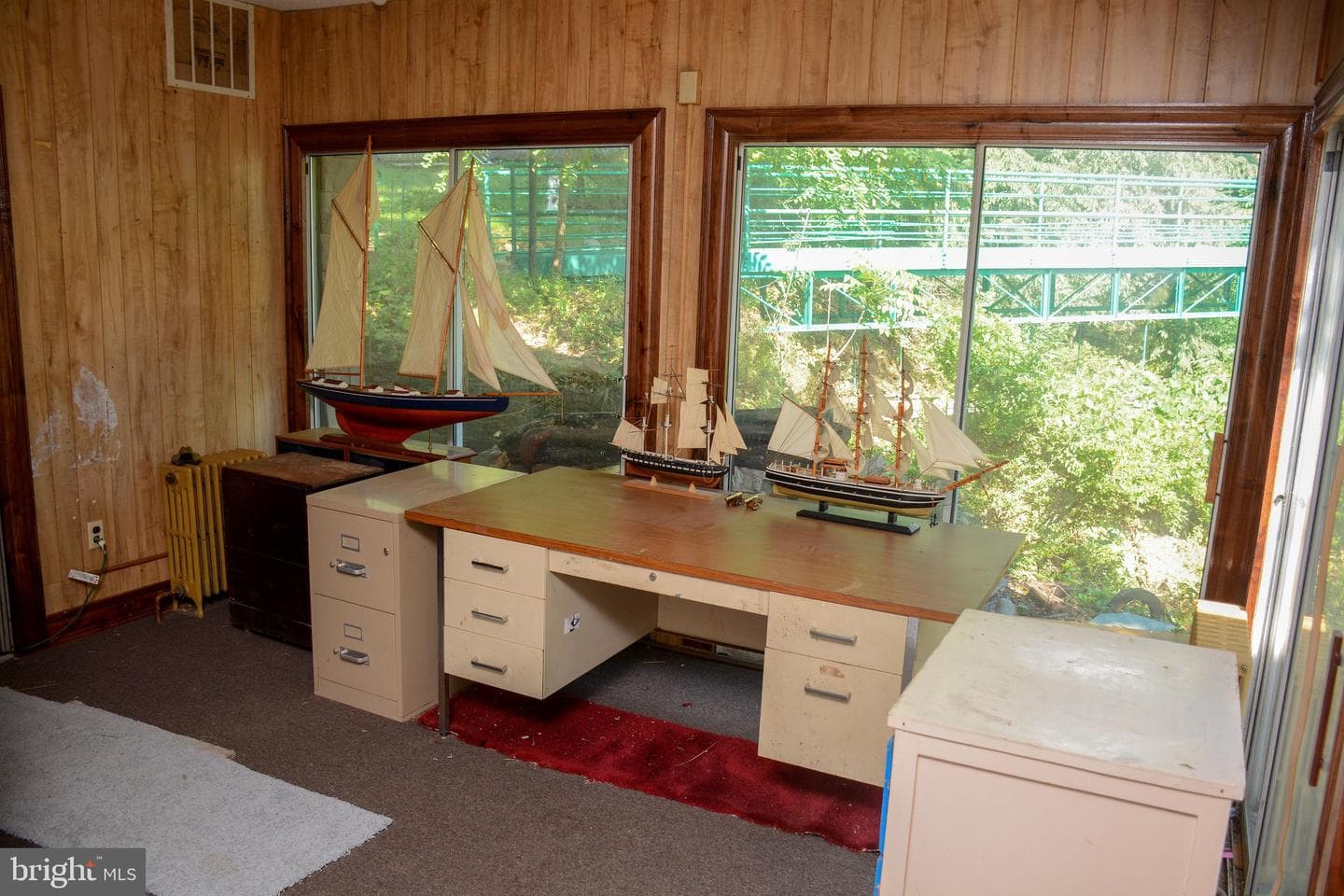831 Windsor Road photo 26