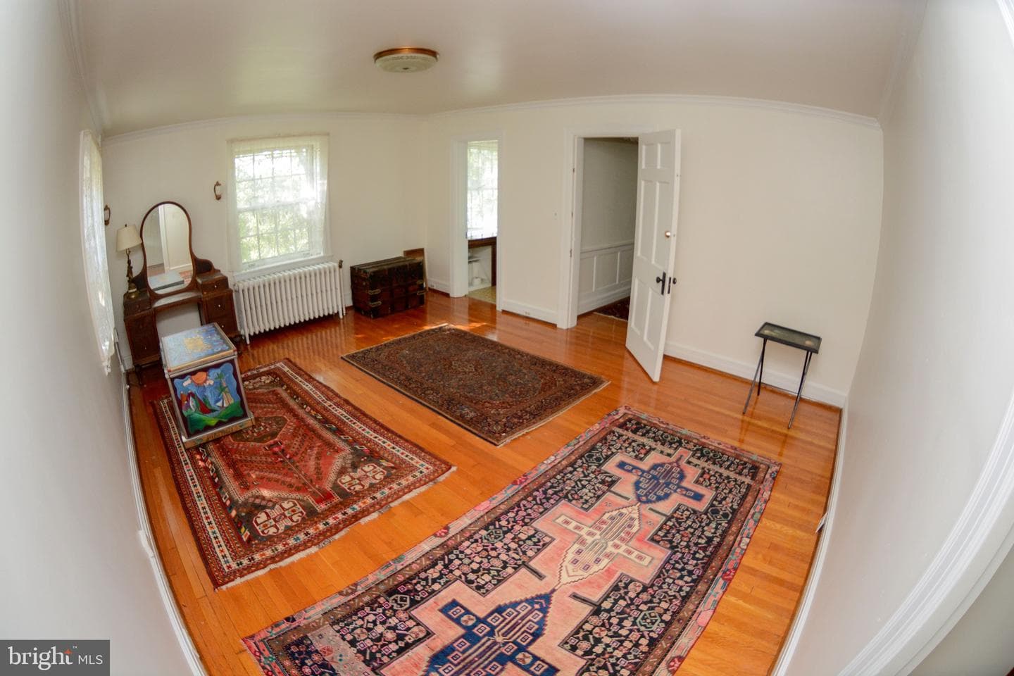 831 Windsor Road photo 29
