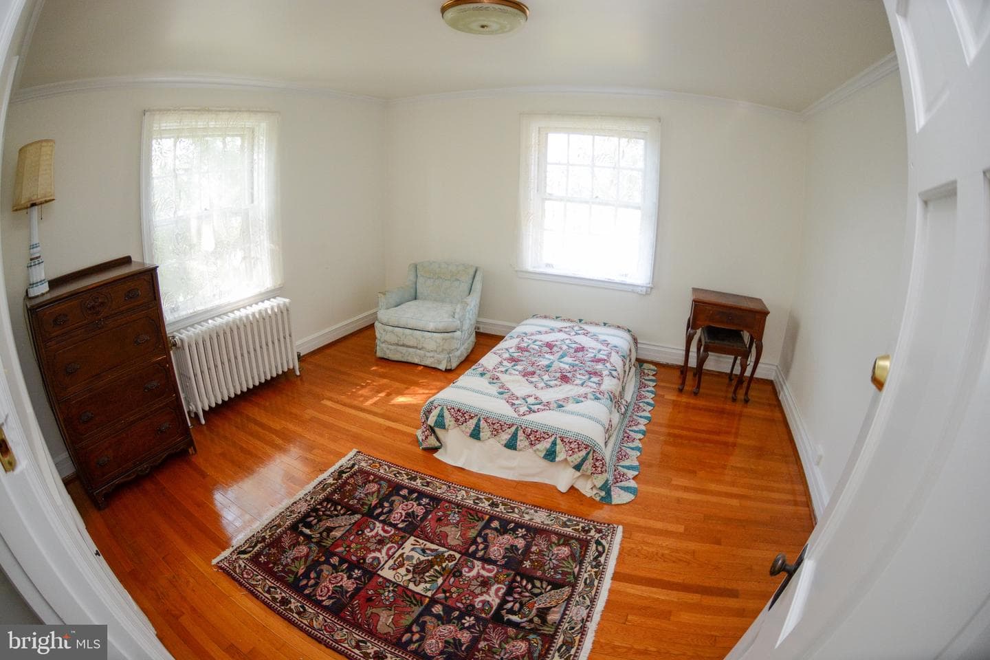 831 Windsor Road photo 31