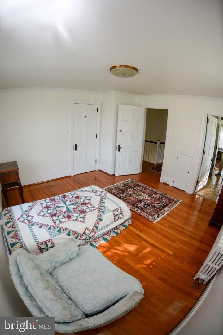 831 Windsor Road photo 33