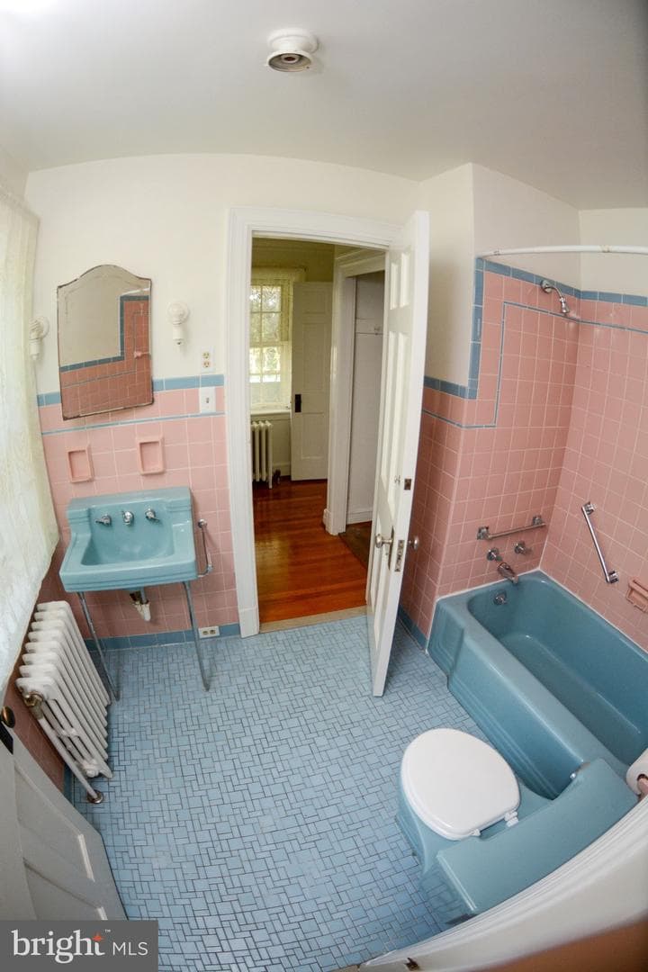 831 Windsor Road photo 35