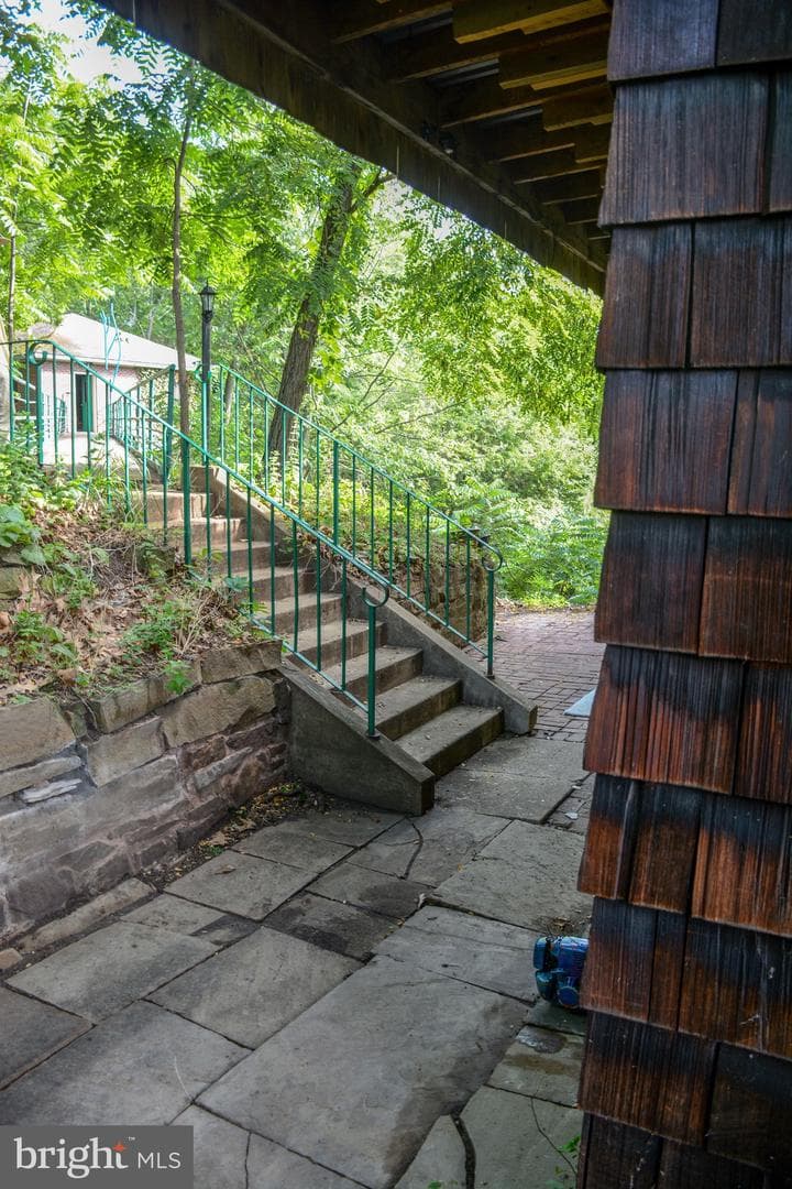 831 Windsor Road photo 55
