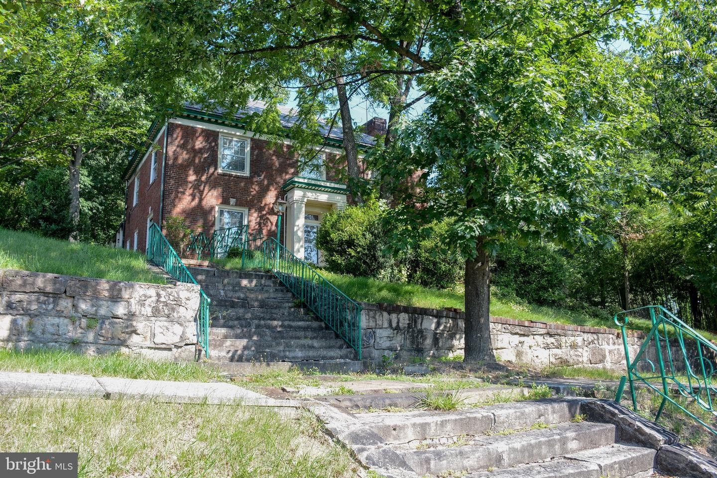831 Windsor Road photo 56