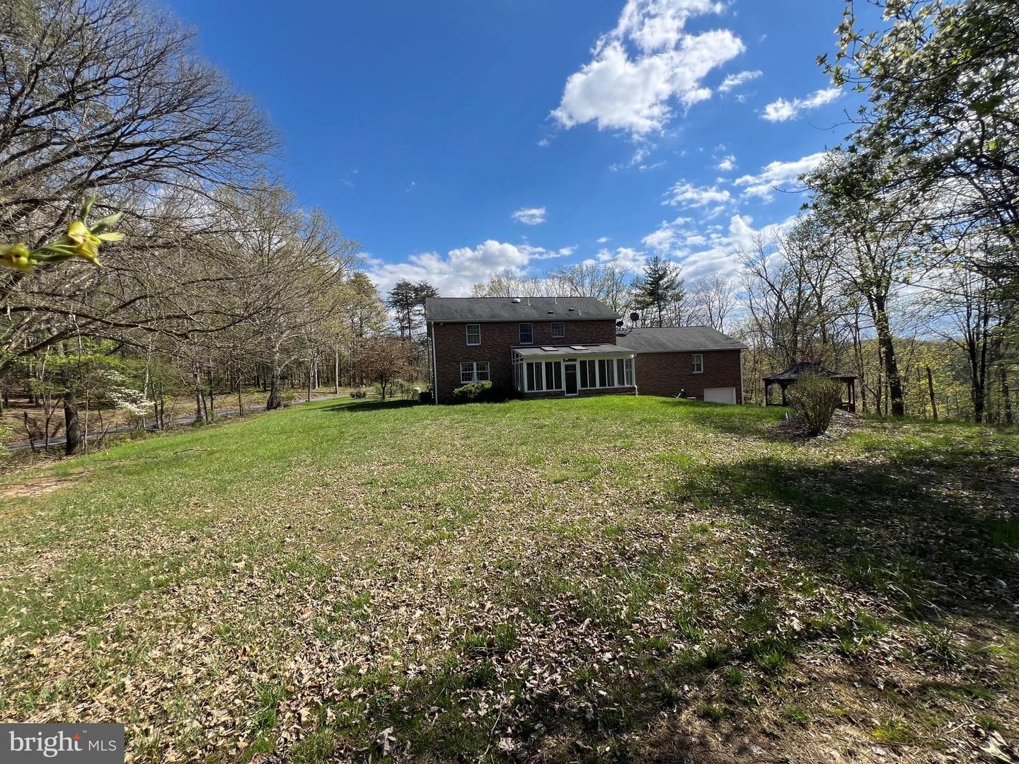 17702 Maniford Road SE photo 3